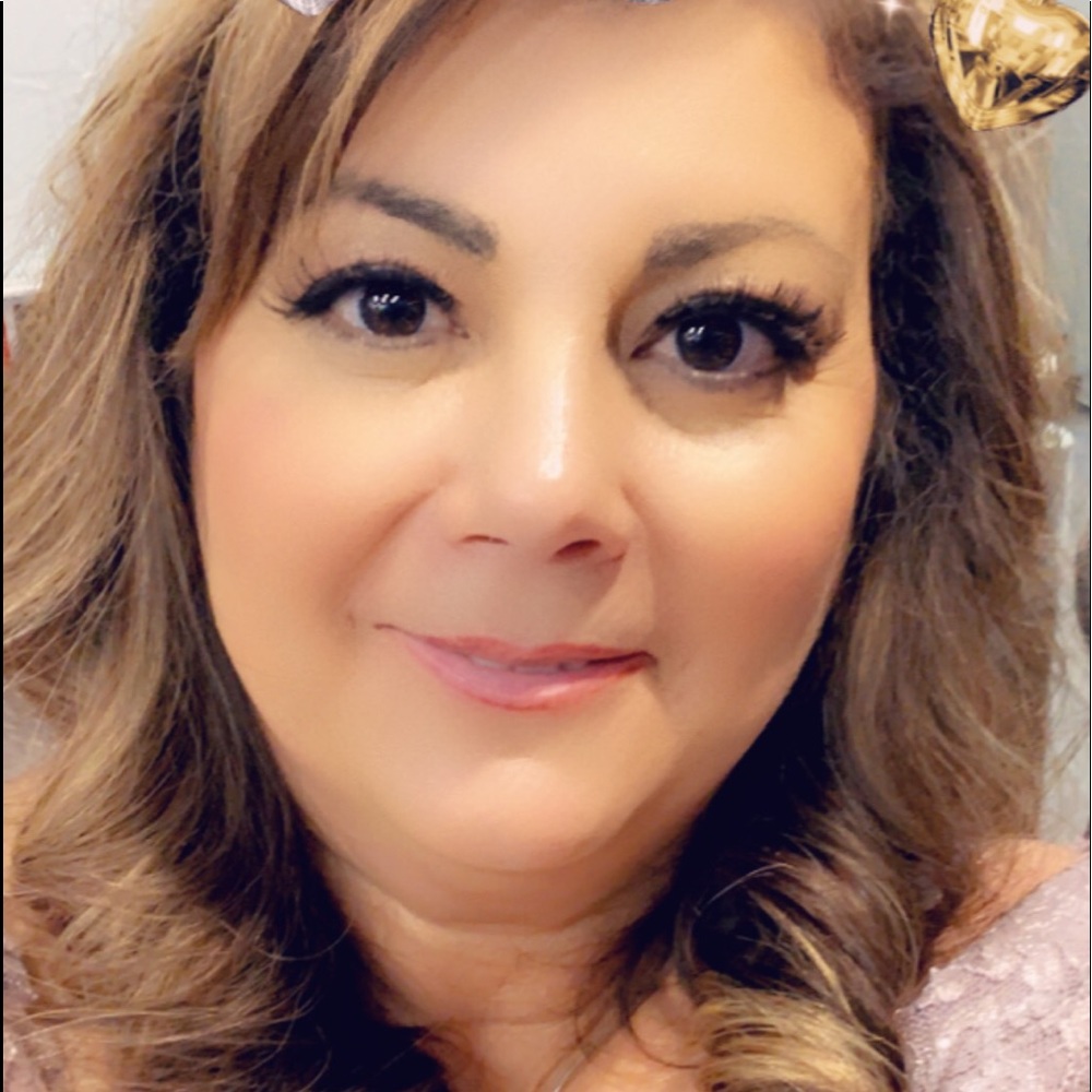 Meet your Posher, Cecilia